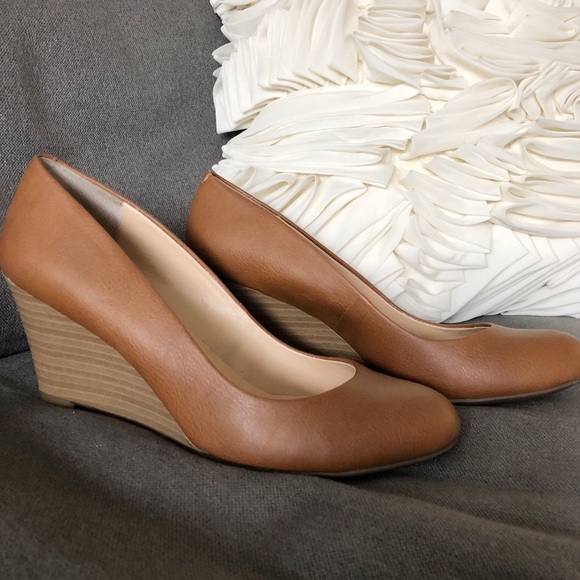 jessica simpson sampson wedge